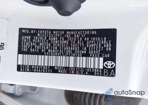 2018 Toyota Corolla Le z USA, uszkodzony, nr VIN 5YFBURHE5JP738790